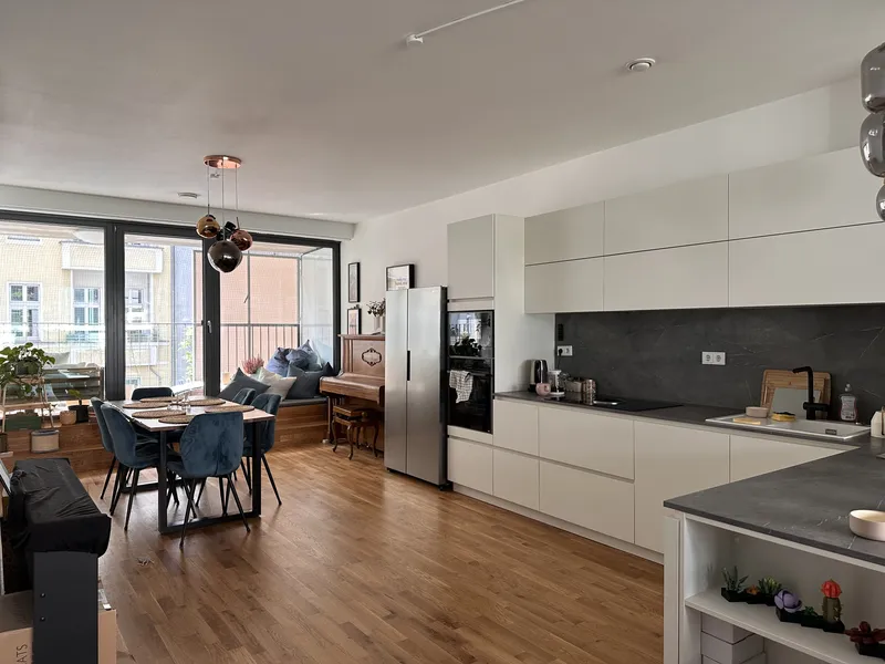 Furnished 3-room apartment with modern interior design and fitted kitchen in Berlin Friedrichshain — photo 1